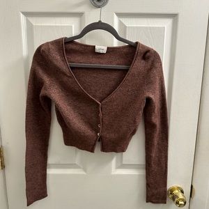 Cropped Aritzia Wilfred Cardigan Sweater
